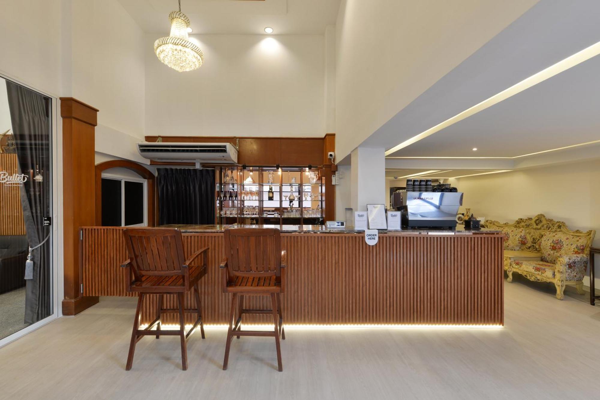 Ratchathewi Hyde Away Bangkok Exterior foto